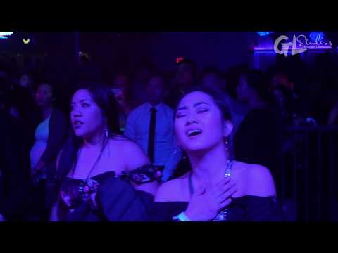 Tus Dej Kua Muag - Wave Vang (Los Wings) Deevsiab Concert NC Hmong New Year LIVE