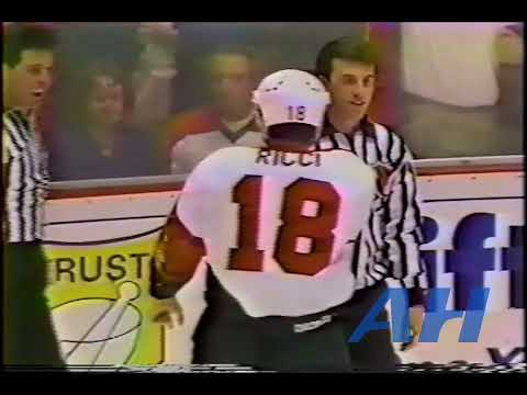 NHL Nov. 27, 1991 Mike Ricci,PHI v John Cullen,HFD Philadelphia Flyers Hartford Whalers