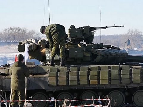 Raw: Pro-Russian Rebels in Military Exercise