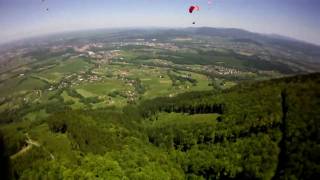 preview picture of video 'Hang gliding - paragliding - waltz, Javorový vrch 2010'