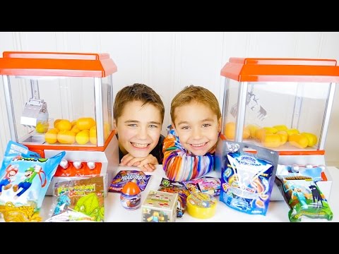 CHALLENGE MACHINE À PINCES - Pêche aux Oeufs Surprises - Candy Grabber Challenge