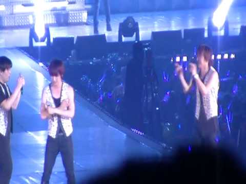 091128 Teuk Hyuk Shindong Abracadabra - Super Show II in BKK