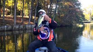 preview picture of video 'FALL CRANKBAIT TIPS OCTOBER NORTHEAST EDITION'