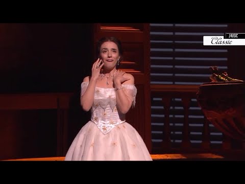 La Traviata - “E strano! E strano!…..Sempre libera” (G. Verdi) (Ermonela Jaho)
