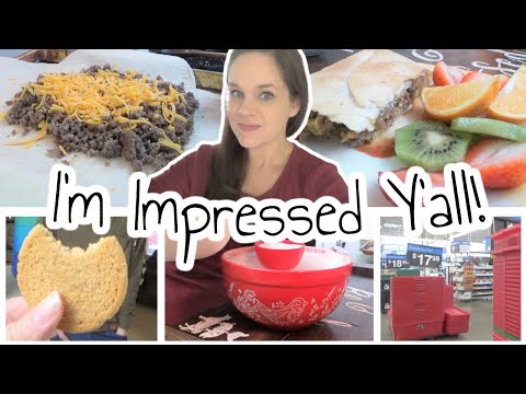 Ridiculously EASY Sheet Pan Breakfast, Walmart, & Leftovers! | Southern Cook VLOG
