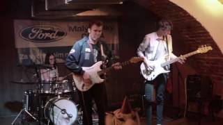 Sinus - The mist of the Past (live)
