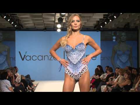 Vacanze Italiane Fashion Show @maredamare2014