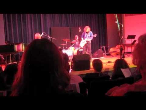 synthasizer concierto #1, op. 23 in e minor