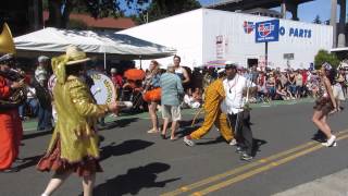Seattle's Fremont Fair & Solstice Parade / Brass BAND Mission
