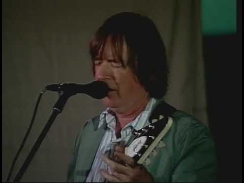 Savoy Brown featuring Kim Simmonds here is the full set from that rainy day at the Berlin Blues Fest