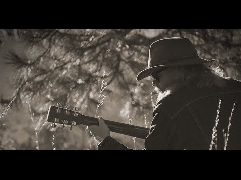 Robert Jon & The Wreck "Shine On" Recap Year Music Video