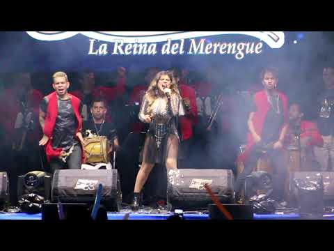 La Reina en concierto #sola #Colombia