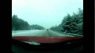 preview picture of video 'Driving in the snowy mix from Lebanon, NH to White River Junction VT 1-12-12'