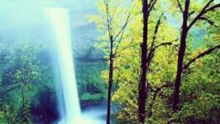 Download lagu Lirik Aku Yang Terluka-pesona band mp3