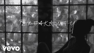 Lennon Stella - “Breakaway” // Lyric Video