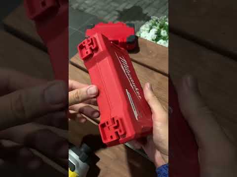 Набор SHOCKWAVE - биты, сверла по металлу RedHEX TiN, сверла по мультиматериалам - 39 ед. Набор SHOCKWAVE - биты, сверла по металлу RedHEX TiN, сверла по мультиматериалам - 39 ед.