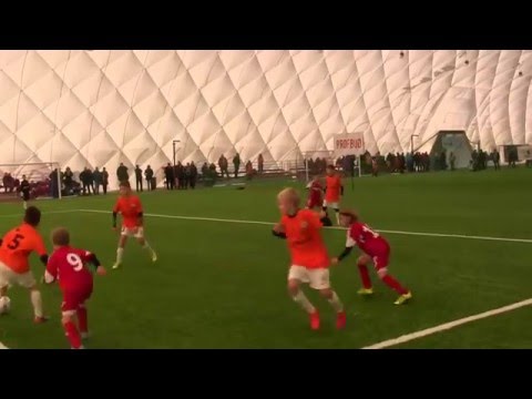 CZ7-Turniej Profbud Cup U10-Krosno 4-5.12.15.- Zagłębie Lubin vs Wisła Kraków -Odwiedziny Mikołaja