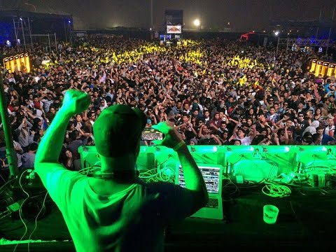 FORMAT B @ FAR AWAY 2016 LIMA   PERU   L I V E