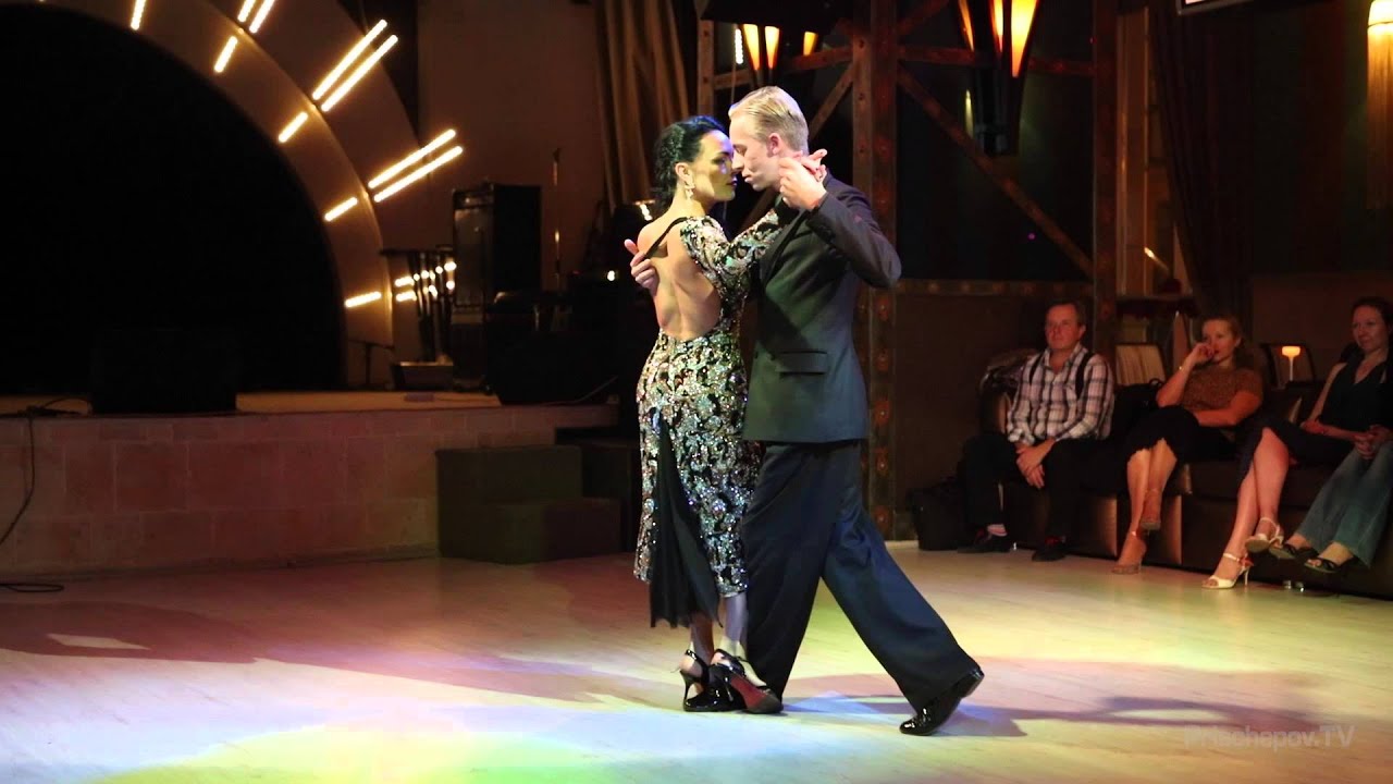 Alexander Desyatov & Maria Makarenko, Orquesta Carlos Di Sarli - Duerme, mi amor (Horacio Casares)