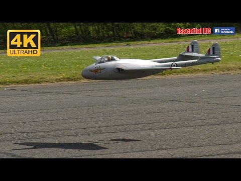 LOW FLY-BYS - RC de Havilland DH-100 Vampire [*UltraHD and 4K*]