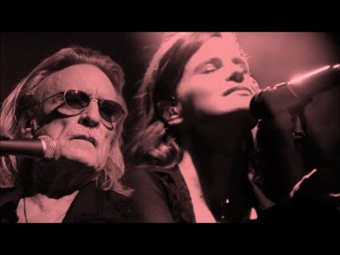 LES PARADIS PERDUS CHRISTOPHE ET CHRISTINE AND THE QUEENS AU FESTIVAL FNAC LIVE PARIS 2015