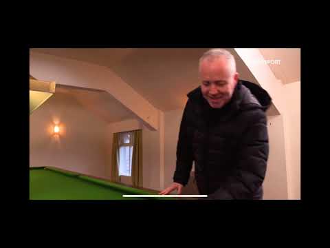 Alan McManus + John Higgins visit Fred Davis’ old practice room