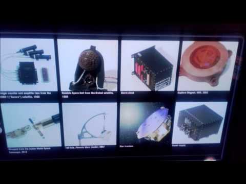 Planetarium Guides don't know how they got the Moon Rock!