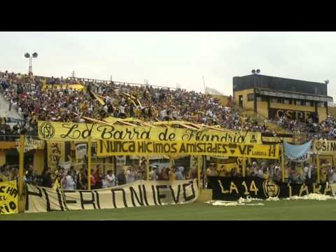 "Canticos de "La 14" frente a Brown de Adrogue" Barra: La Barra de Flandria • Club: Flandria • País: Argentina