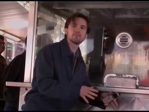 It's Always Sunny in Philadelphia - Mac commits a hate crime