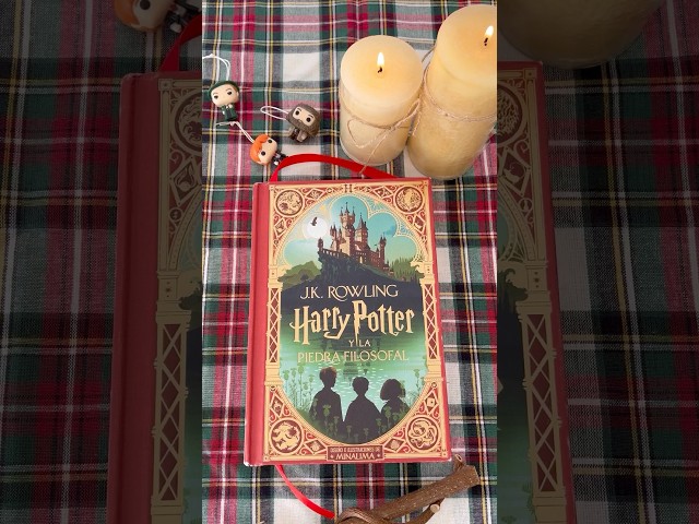 Vídeo relacionado con Datos Mágicos de Harry Potter: El Libro Ilustrado No Oficial Sobre La Diversión Mágica