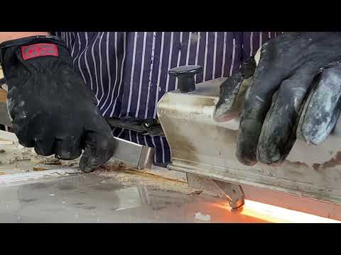 Del 1. Fönsterrenovering – ta bort gammalt kitt och stift. Med Krister Tauber!