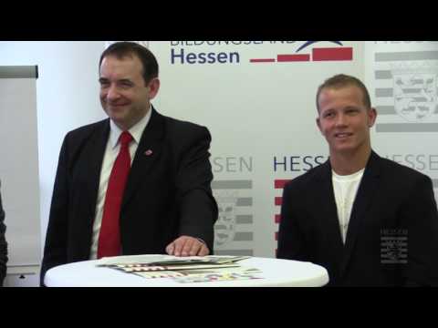 Fabian Hambüchen ist Hessens Botschafter für Alphabetisierung