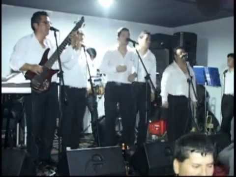 JHACO y su LUNA NUEVA 2015 - CORAZON SOLITARIO - NOSTALGIA - NINGUNA COMO ELLA