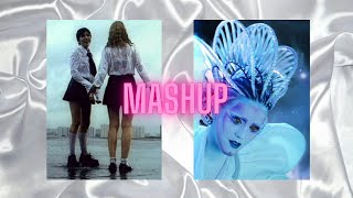 Download lagu E.T x All The Things She Said (Katy Perry x t.A.T.u Mashup) mp3