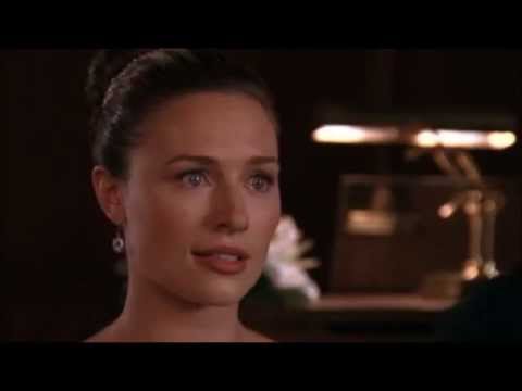 One Tree Hill - Lindsay Leaves Lucas