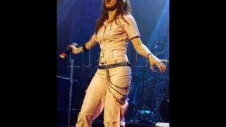 Skye Sweetnam At The 2004 Pantene Pro-Voice Concert