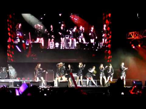 [HD+FANCAM] 100904 Girls' Generation (SNSD) - Run Devil Run @ SMTOWN LIVE 2010 IN LA
