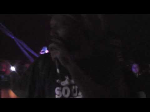 BLACKBOARD JUNGLE play AFRIKAN SIMBA RENNES DUB ME CRAZY