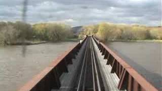 preview picture of video 'Empire Builder Across 4 Bridges W of LaCrosse, WI 2007-11-05'