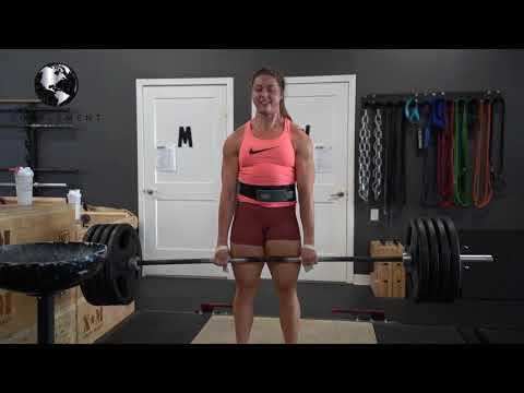 Jessica Buettner Deadlifts 405lbs for 20 reps!