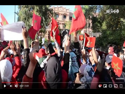 حرق العلم الوطني يخرج مراكشيين للاحتجاج معبرين عن غضبهم