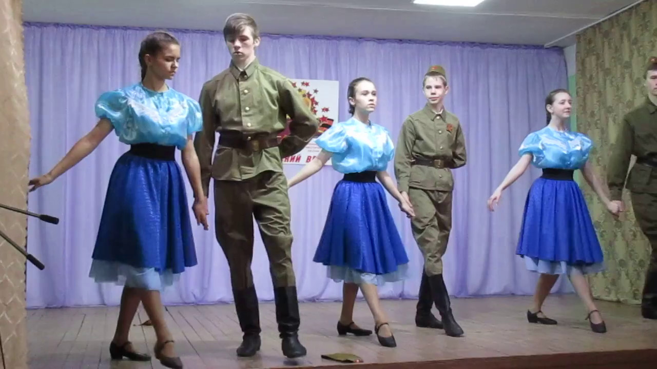 ах эти тучи в голубом текст. картинка ах эти тучи в голубом. ах эти тучи в голубом mp3. ах эти тучи в голубом. вальс на 9 мая ах эти тучи.