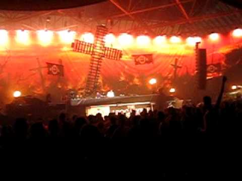 IN QONTROL 2010 - BUZZ FUZZ & PAVO