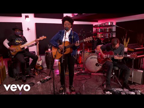 Amythyst Kiah - Hangover Blues (Live)