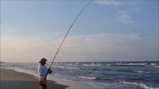 preview picture of video 'Simón Domínguez Pesca Surfcasting en Venezuela 2013 Lobotes surinamensis (Dormilona) de 3,2 kilos'