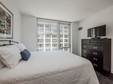 Video Tour of a Fully Furnished 1 Bedroom in Chicago Loop