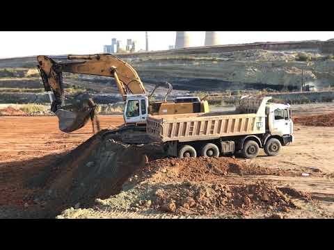 Liebherr 974 Excavator Loading Trucks - Operator View