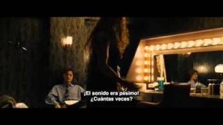 Across The Universe - While My Guitar Gently Weeps (Subtitulos español)