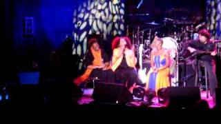 India.Arie - &quot;God Is Real&quot; Improv