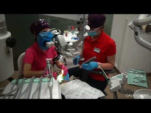 FOUR HANDED DENTISTRY